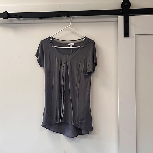 Gray sleeveless - Picture 1 of 2